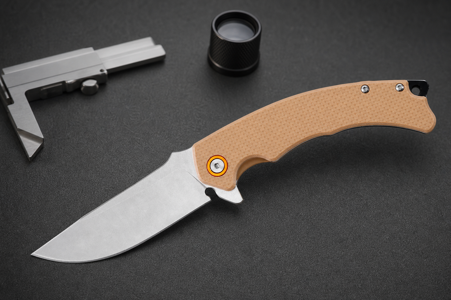 pocket knife feature review youth market